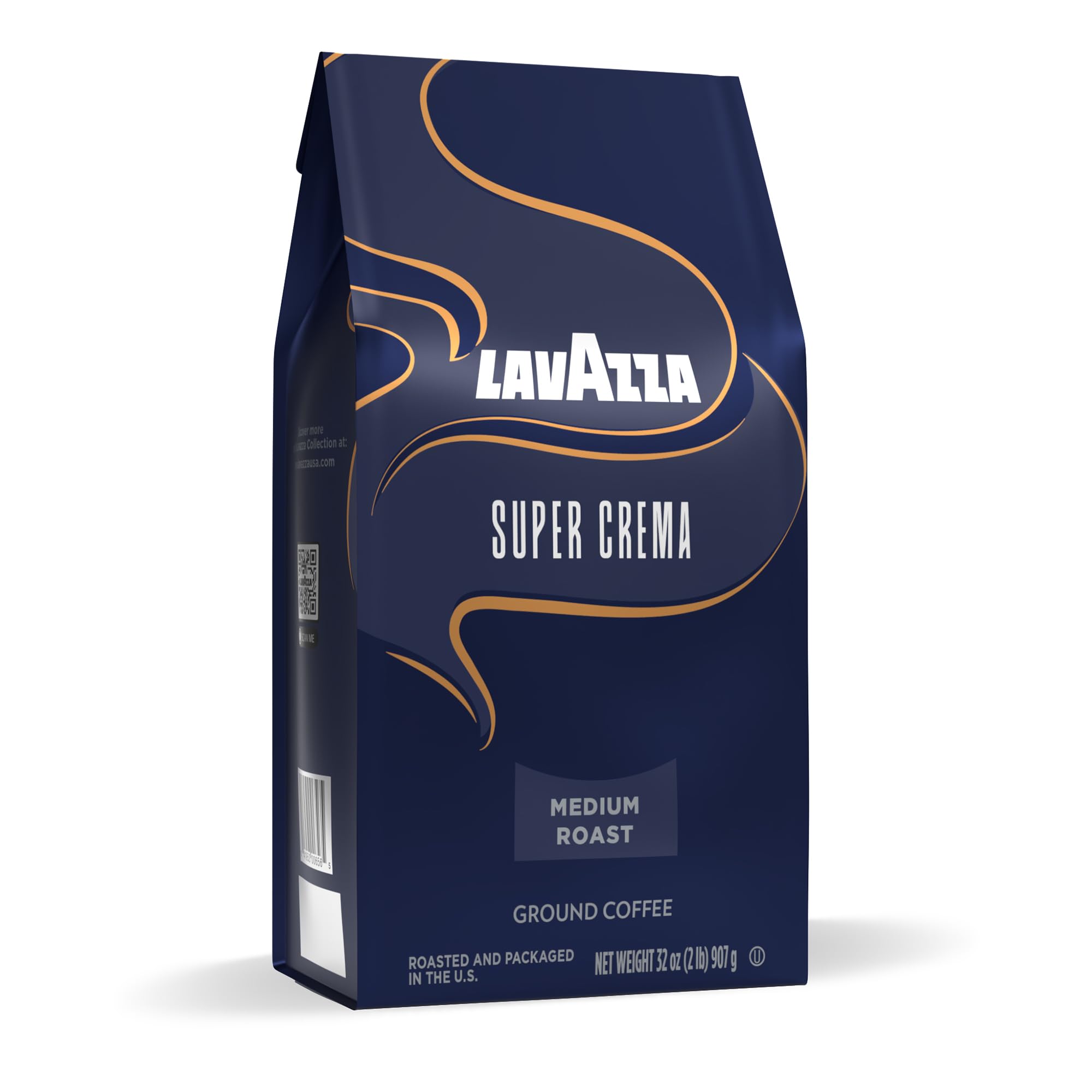 Lavazza Super Crema en cocina con accesorios de café, ambiente práctico y acogedor
