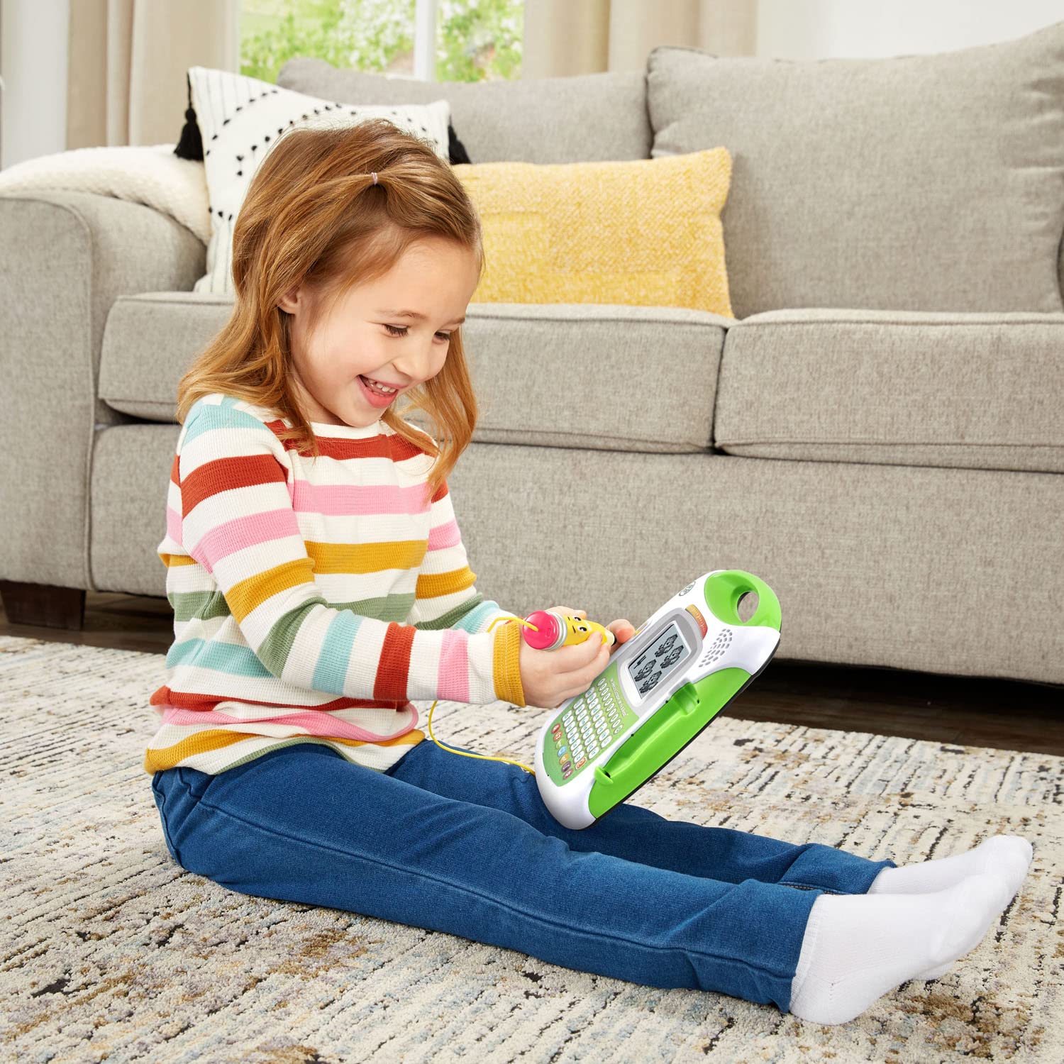 LeapFrog pantalla con nombre personalizado siendo ingresado para práctica
