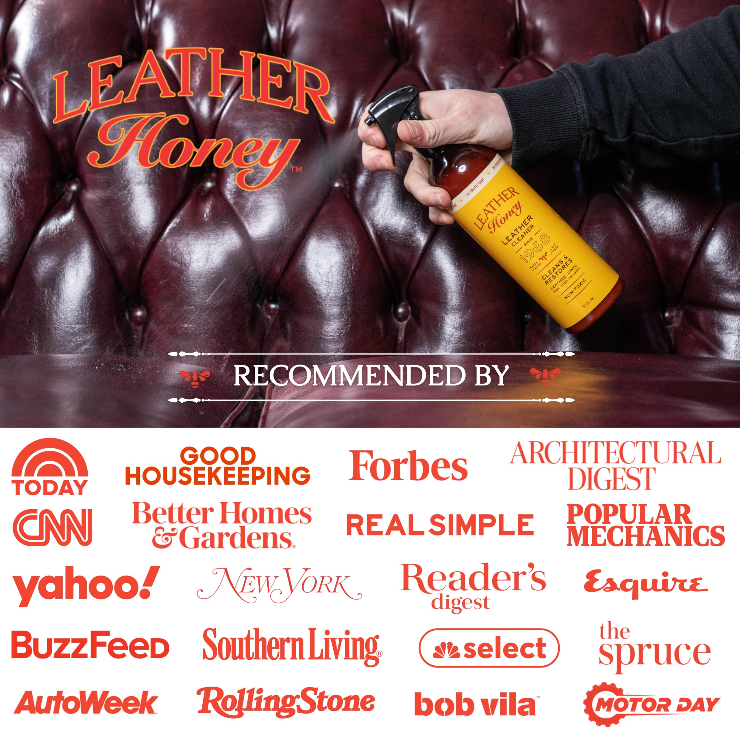 Leather Honey spray junto a sofá demostrando uso en hogar
