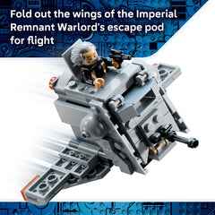 LEGO INT-4 desplegado dentro del AT-AT, demuestra transformación y juego