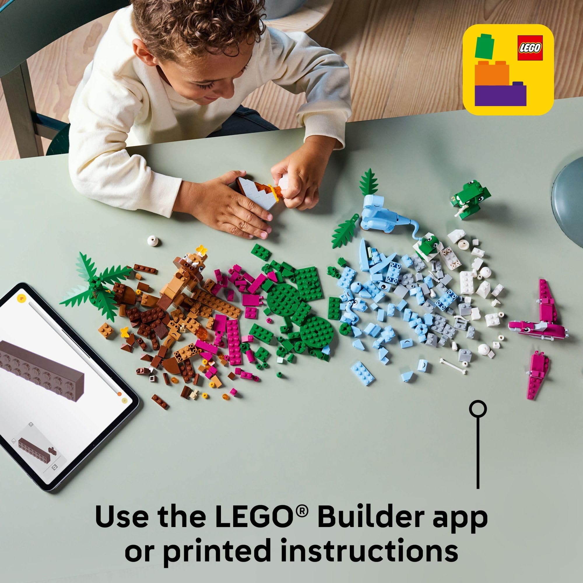 LEGO Classic niños jugando con dinosaurios, promueve habilidades manuales y sociales