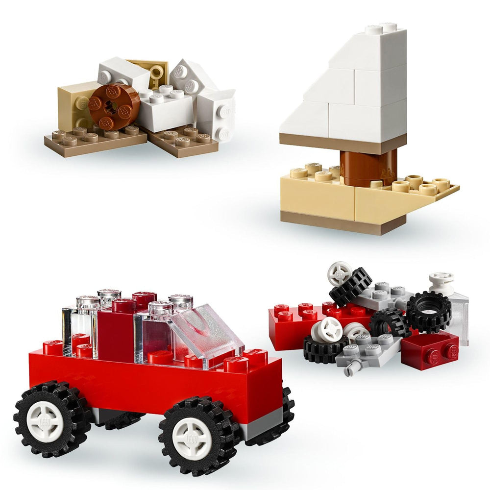 LEGO maletín abierto con compartimentos que facilitan organizar piezas