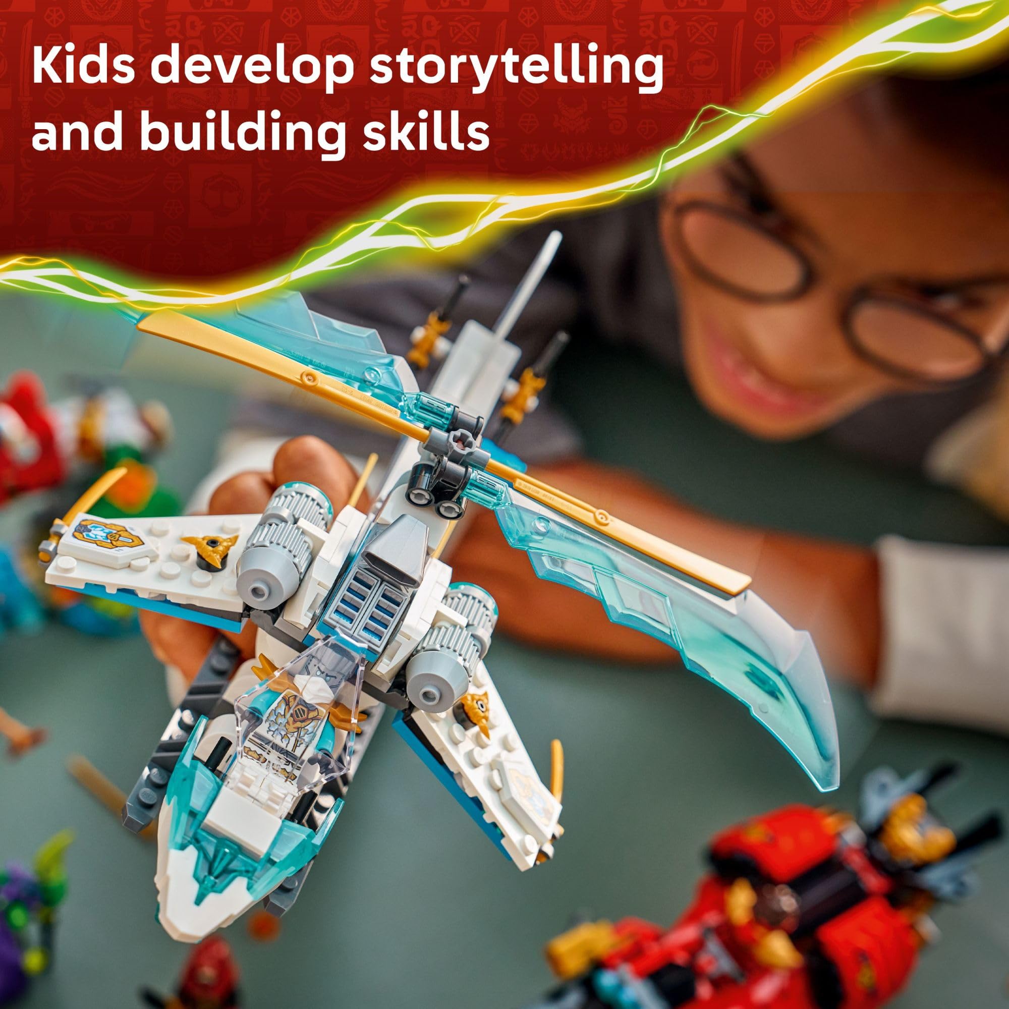 LEGO NINJAGO helicóptero con cabina abierta para maniobras aéreas