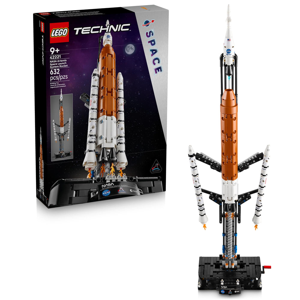 LEGO Technic vista frontal del cohete mostrando diseño realista y atractivo