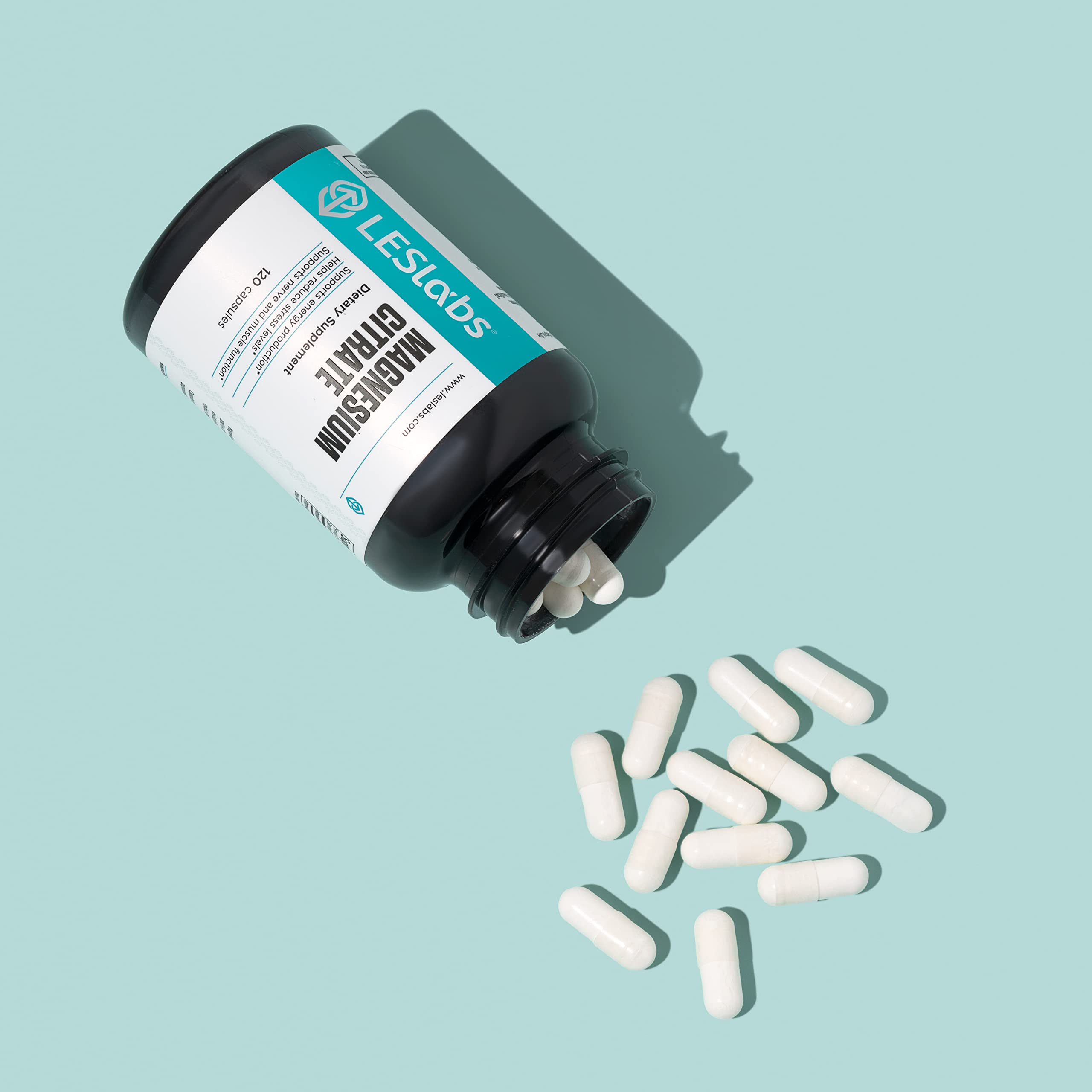 LES Labs etiqueta con ingredientes y dosis visibles para confianza