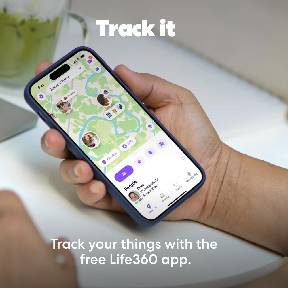 Life360 Tile enfoque en el botón para activar timbre y encontrar teléfono.