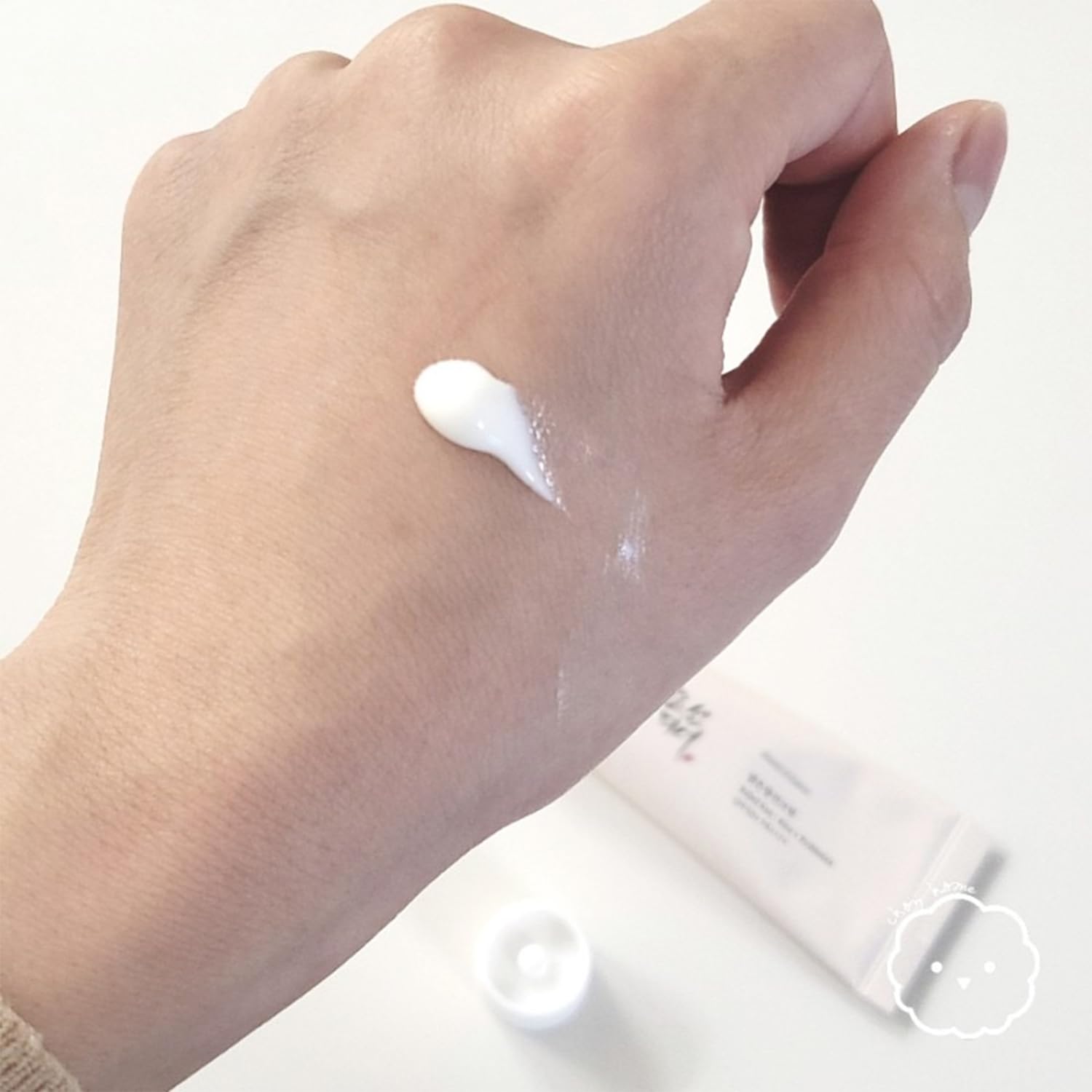 LING LI TE LLT textura en mano absorbción rápida e hidratación visible