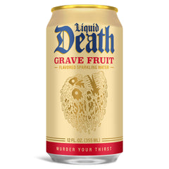 Liquid Death primer plano de lata destacando acabado metálico