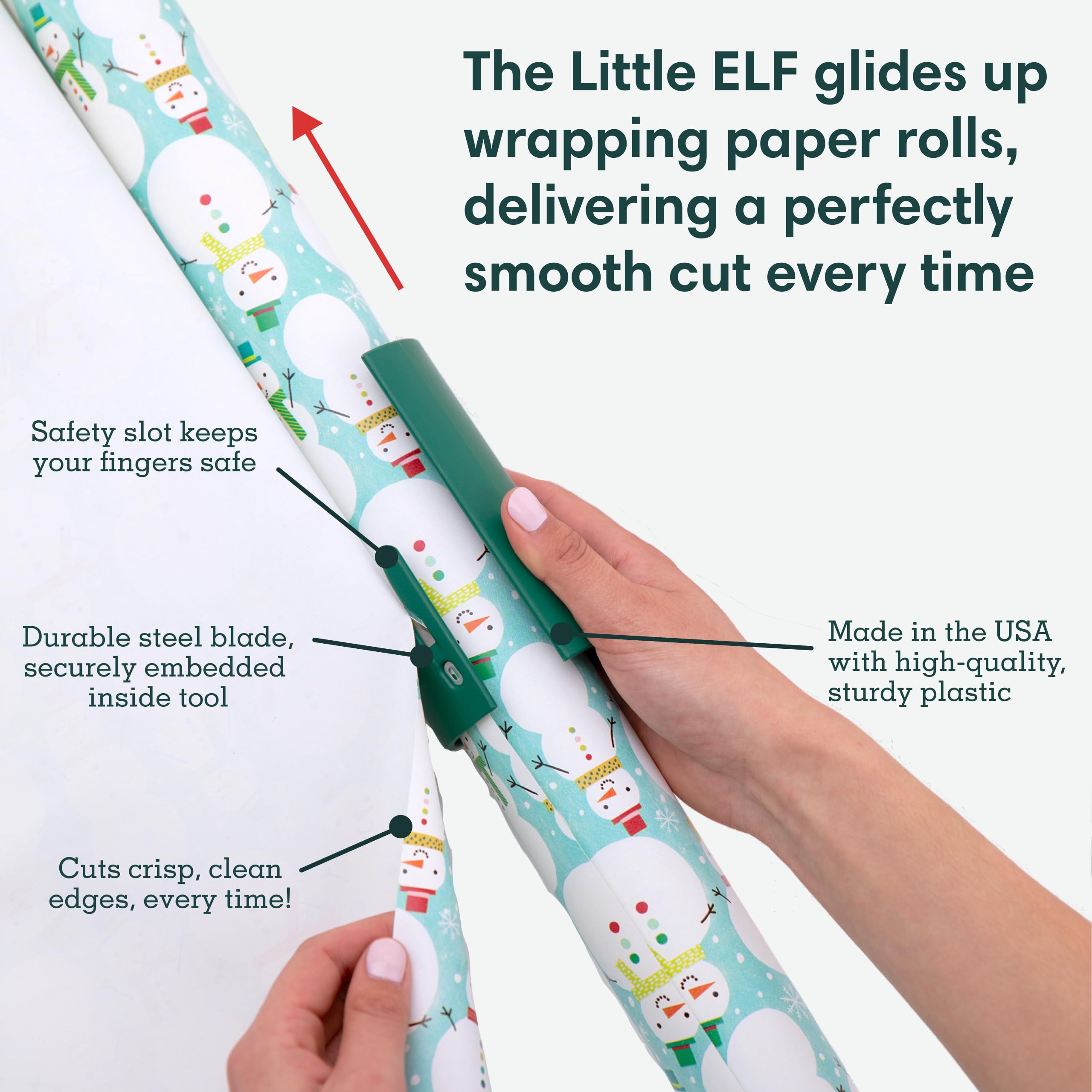 Little ELF en uso cortando papel de regalo, acelera el embalaje