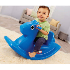 Little Tikes balancín en uso en habitación infantil, favorece equilibrio