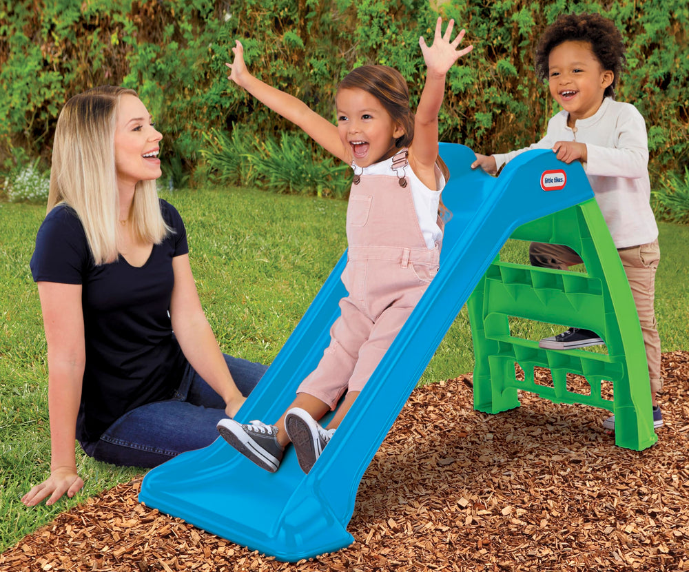 Little Tikes comparación de tamaño con niño, dimensión adecuada