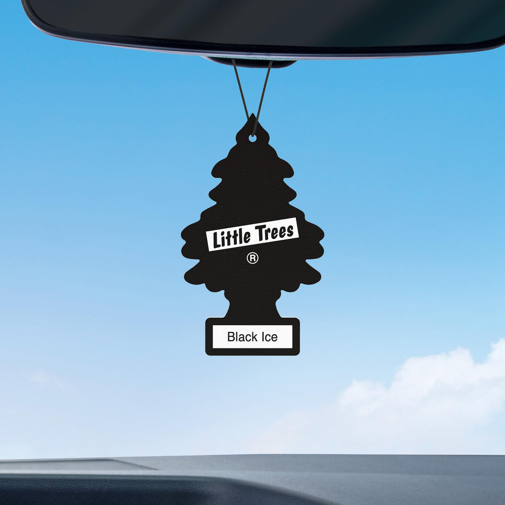 LITTLE TREES Black Ice dentro de la cabina mostrando aplicación en auto