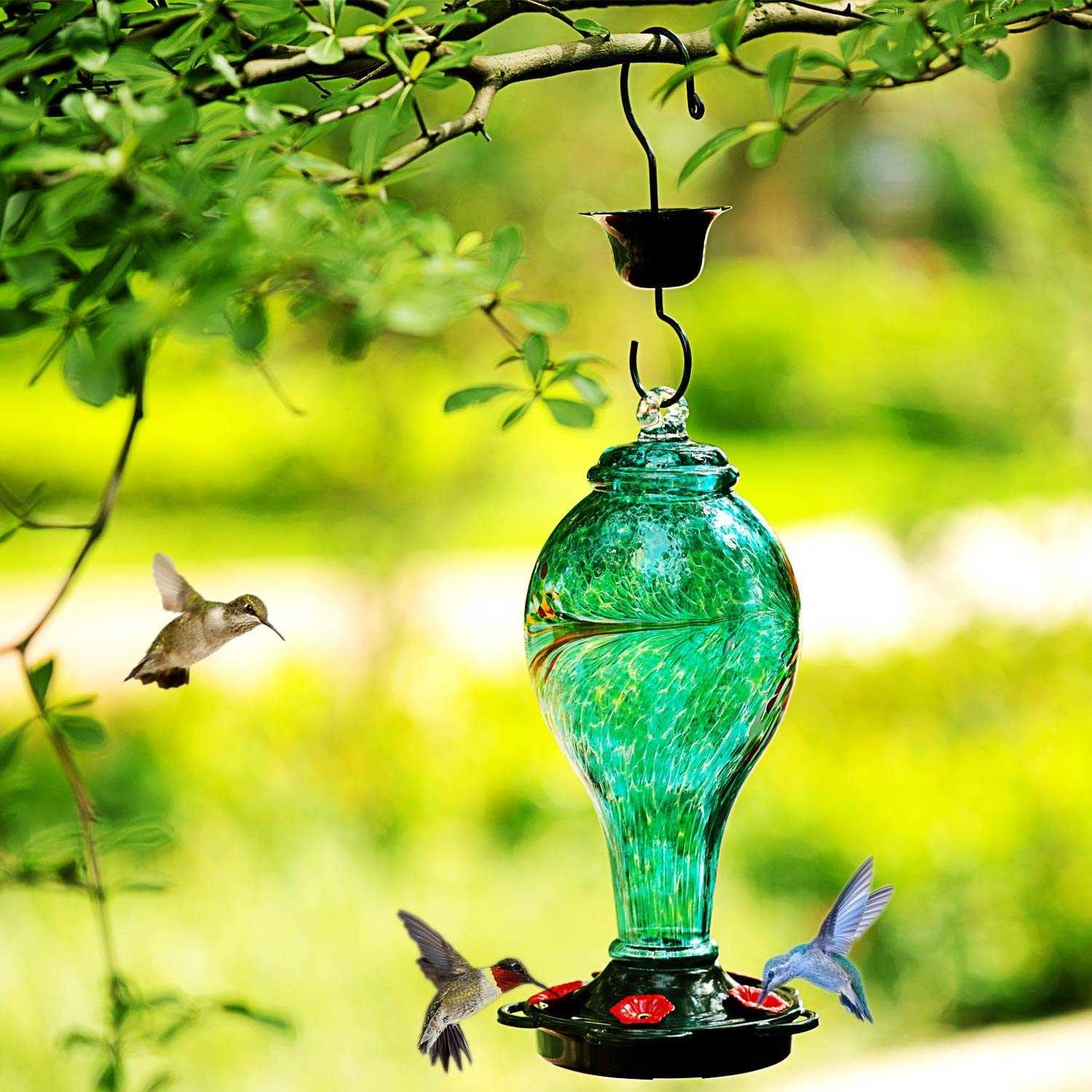 LUJII close-up of metal flower ports offering sturdy feeding perches