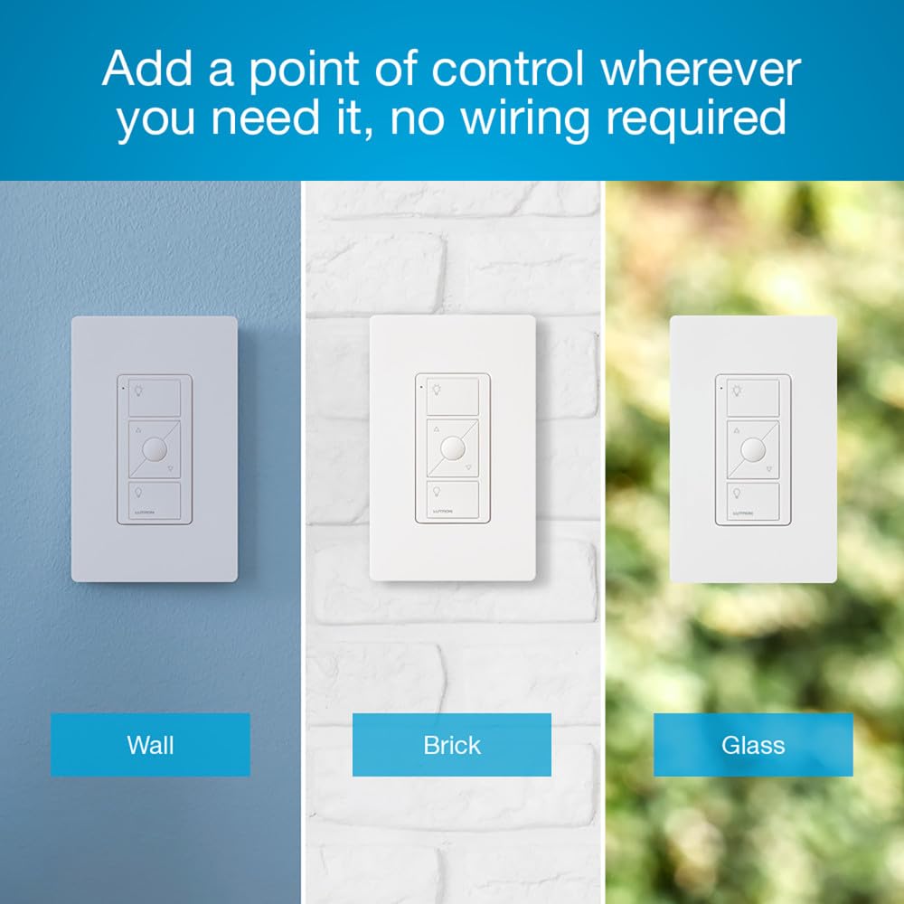 Lutron Pico en mano demostrando control remoto cómodo y acceso desde cualquier punto de la habitación