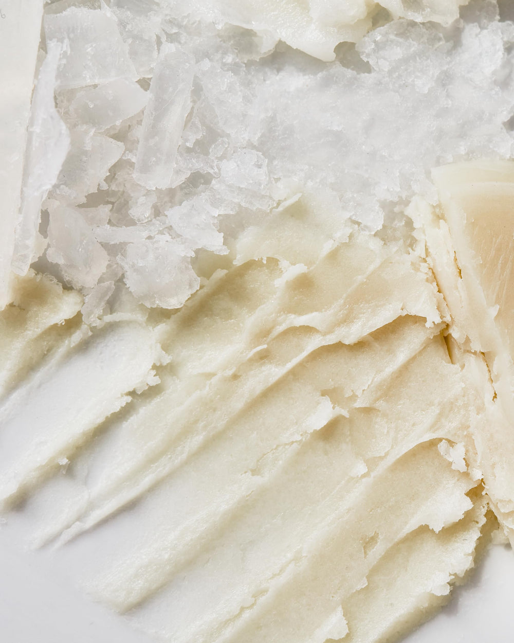 MALIN+GOETZ frasco abierto mostrando la barra, fácil deslizamiento y uso diario