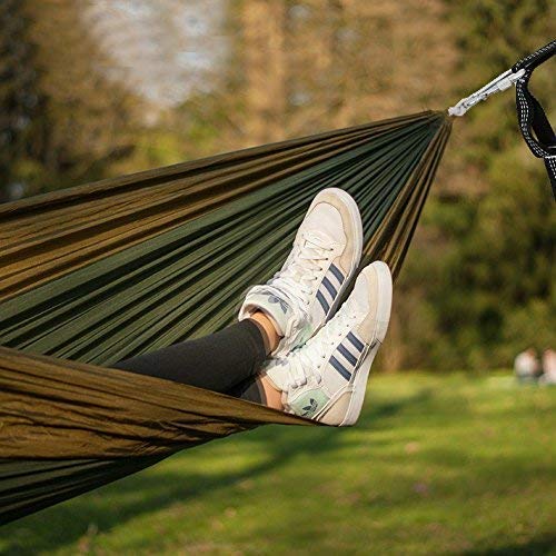 MalloMe correa extendida con cinta métrica mostrando longitud útil