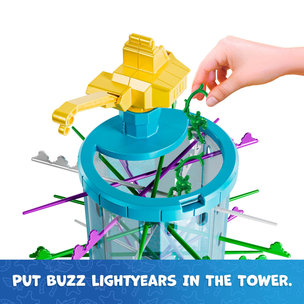 Mattel Games primer plano de figura Buzz Hi‑Tech mostrando detalle y atractivo