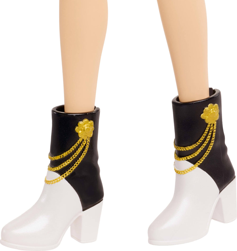 Mattel Games mira golden cabello rosado fluido para peinados variados