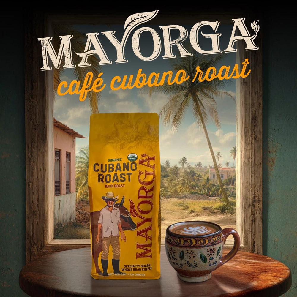 Mayorga primer plano del tueste oscuro evidenciando textura y sabor ahumado