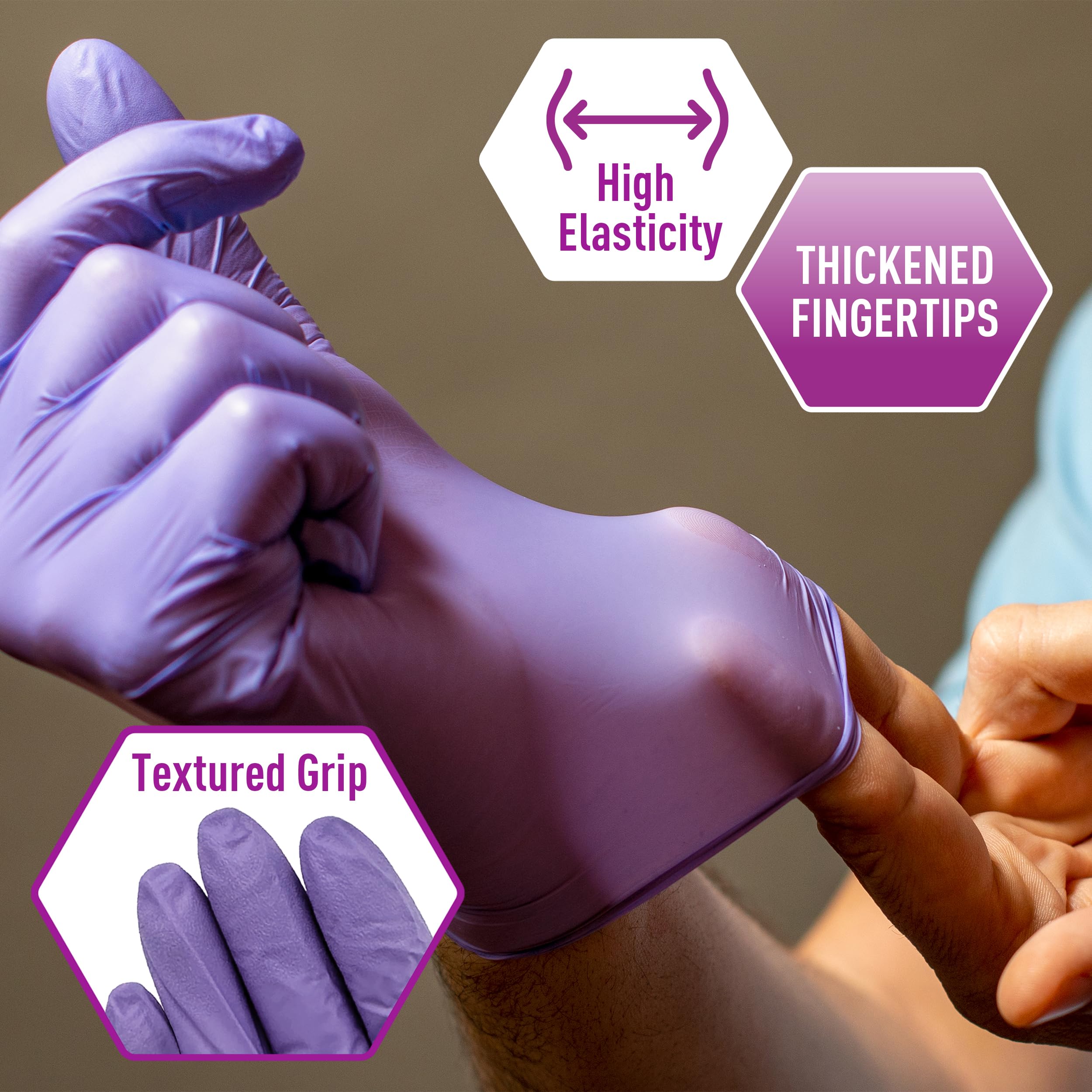 MED PRIDE comparación de tamaño con mano para visualizar la talla Large