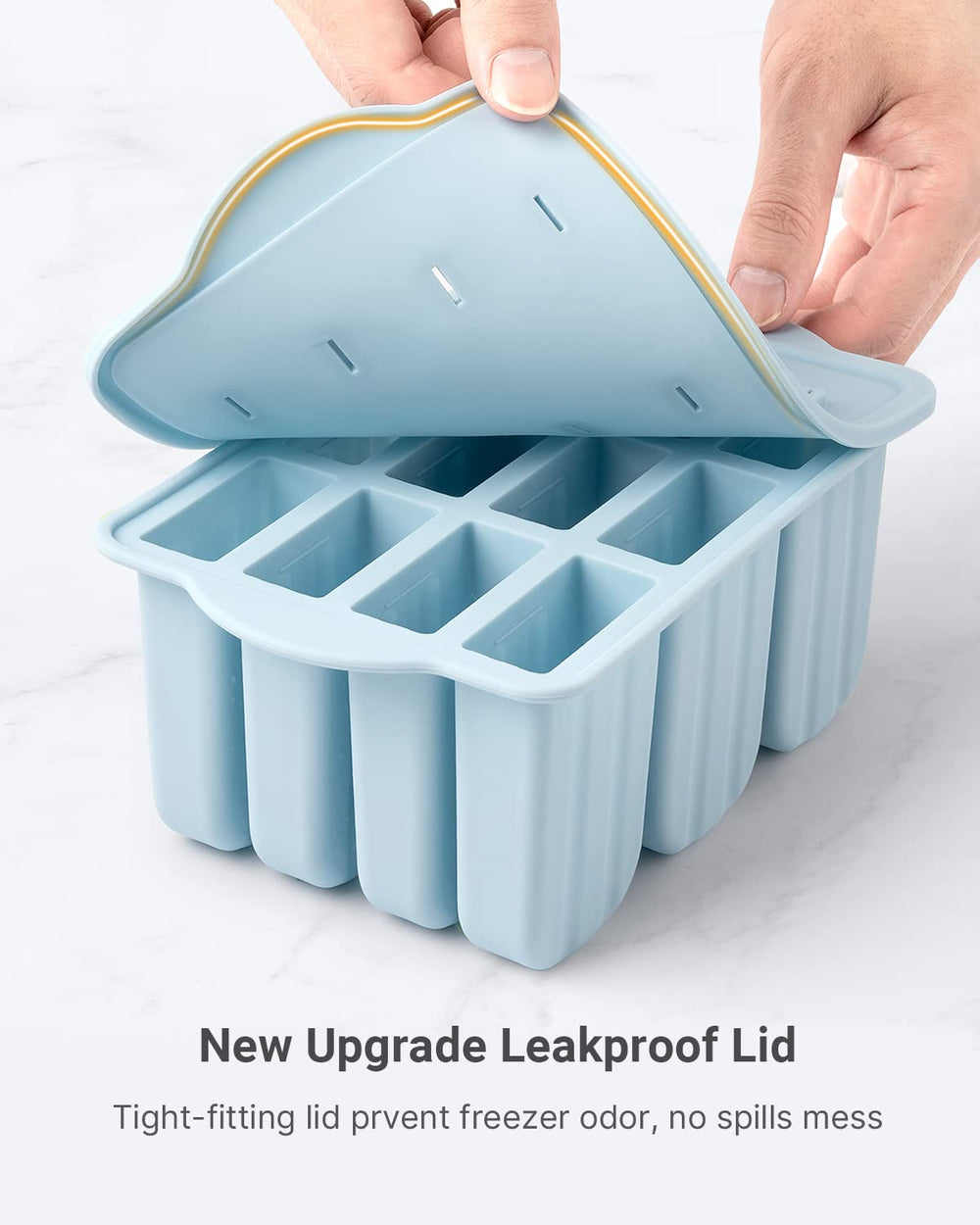MEETRUE molde siendo lavado con cepillo mostrando limpieza fácil