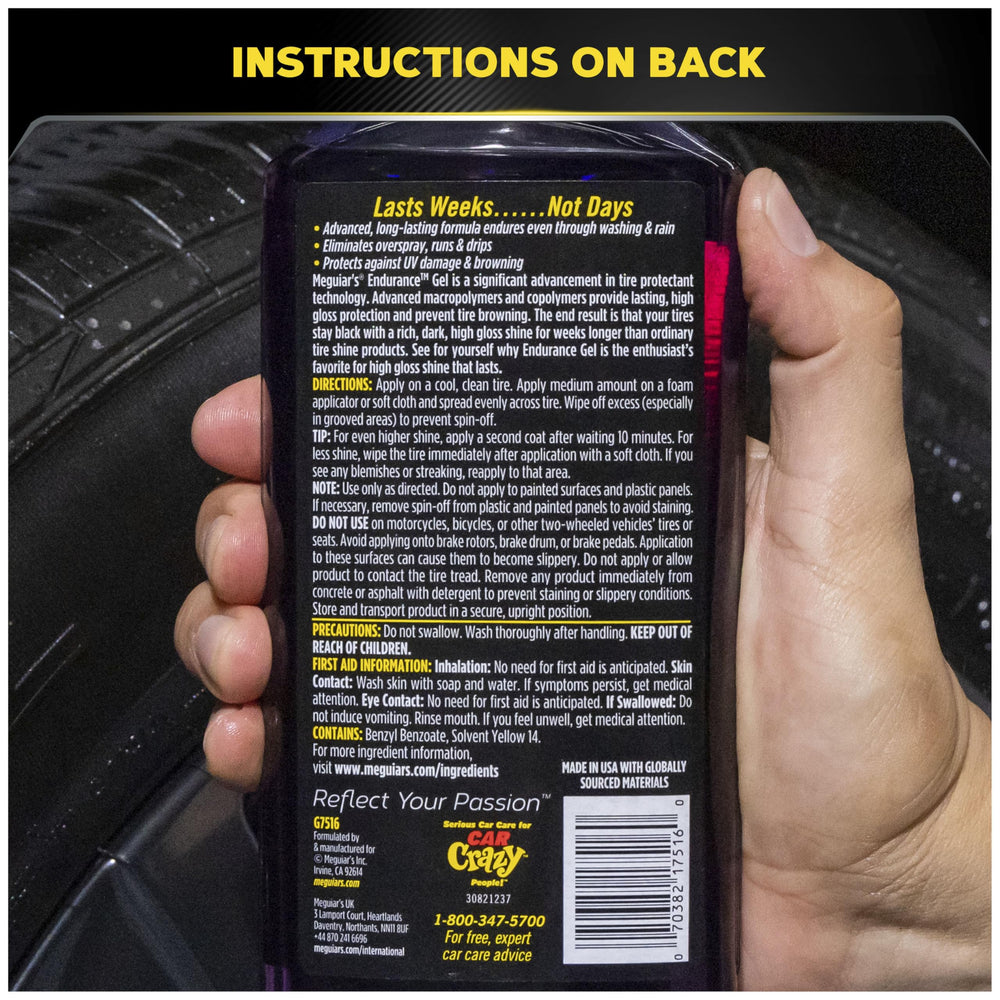 Meguiar's coche con llantas brillantes demostrando resultado estético final