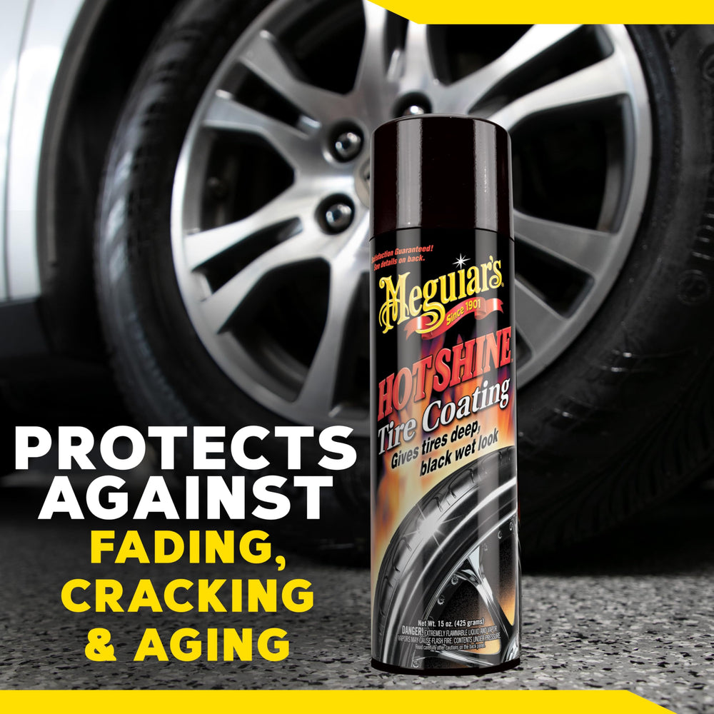 Meguiar's persona aplicando el spray en un garaje ahorrando tiempo
