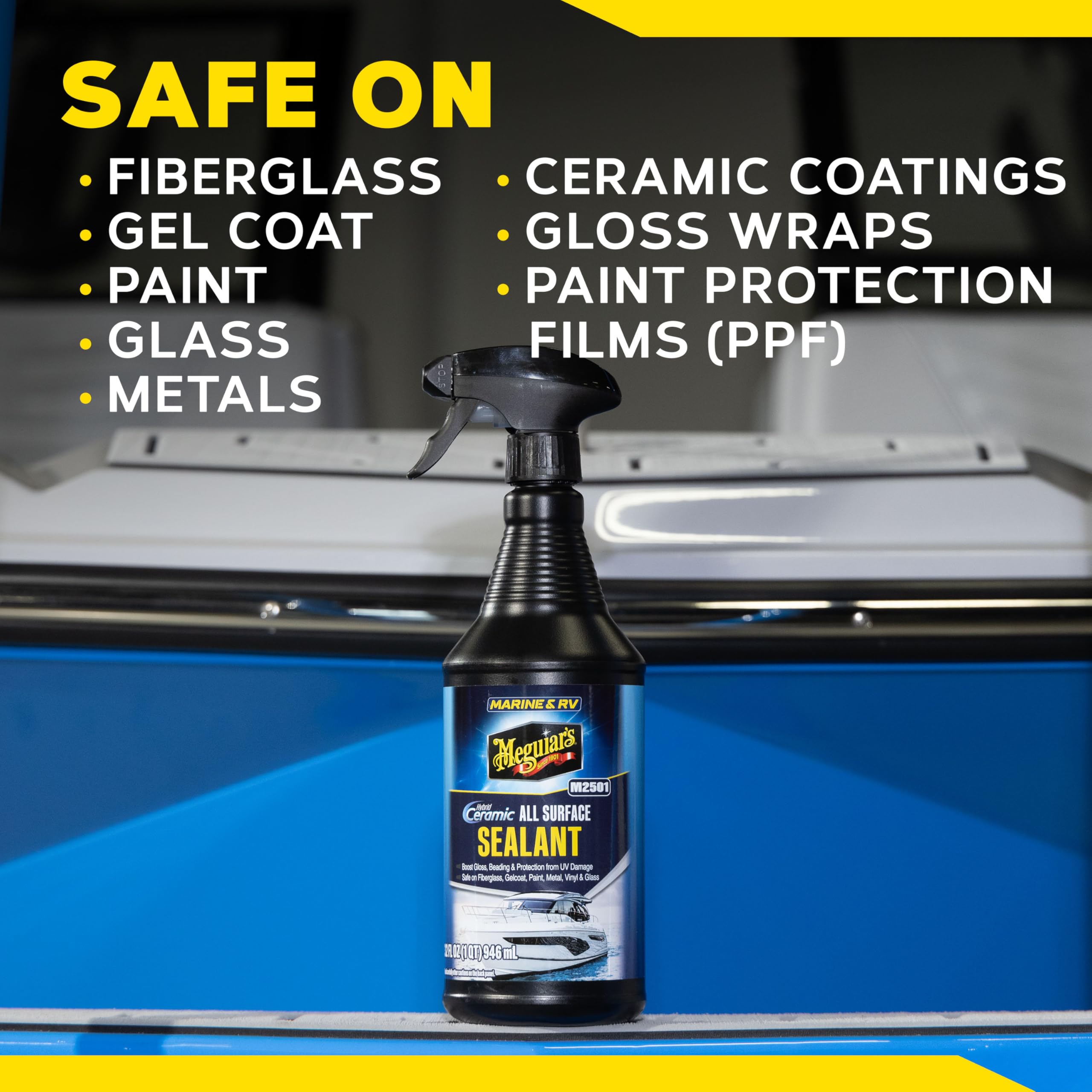 Meguiar's botella 32oz junto a mano para mostrar escala real