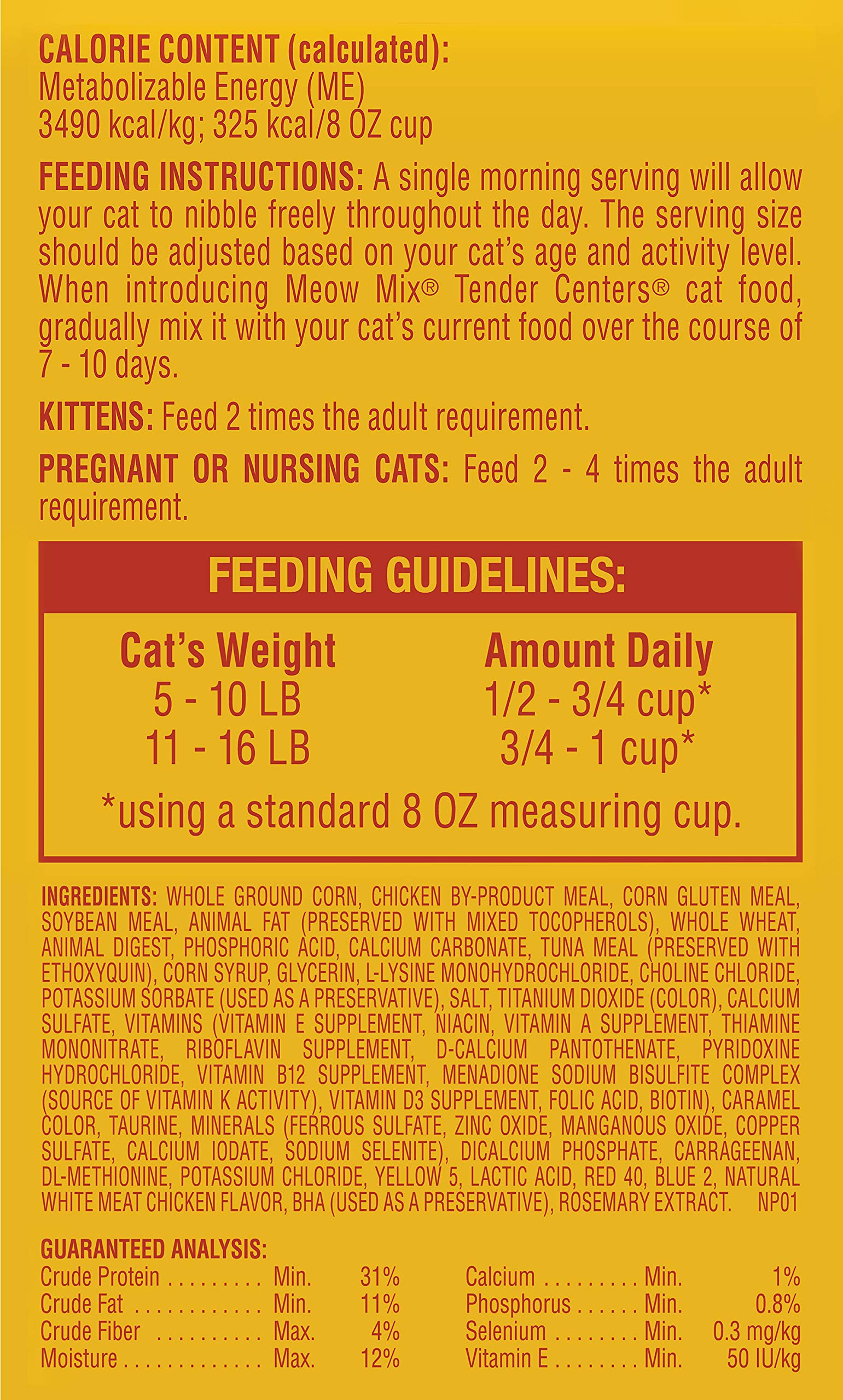 Meow Mix croqueta en escala comparativa para evaluar tamaño y masticación