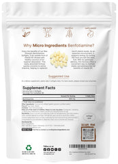Micro Ingredients primer plano de una cápsula blanda resaltando solubilidad