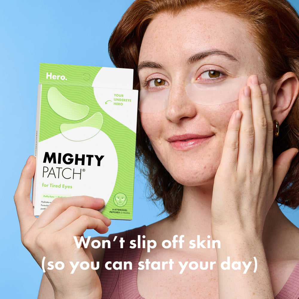 Mighty Patch aplicado bajo el ojo, uso matinal para aspecto más despierto