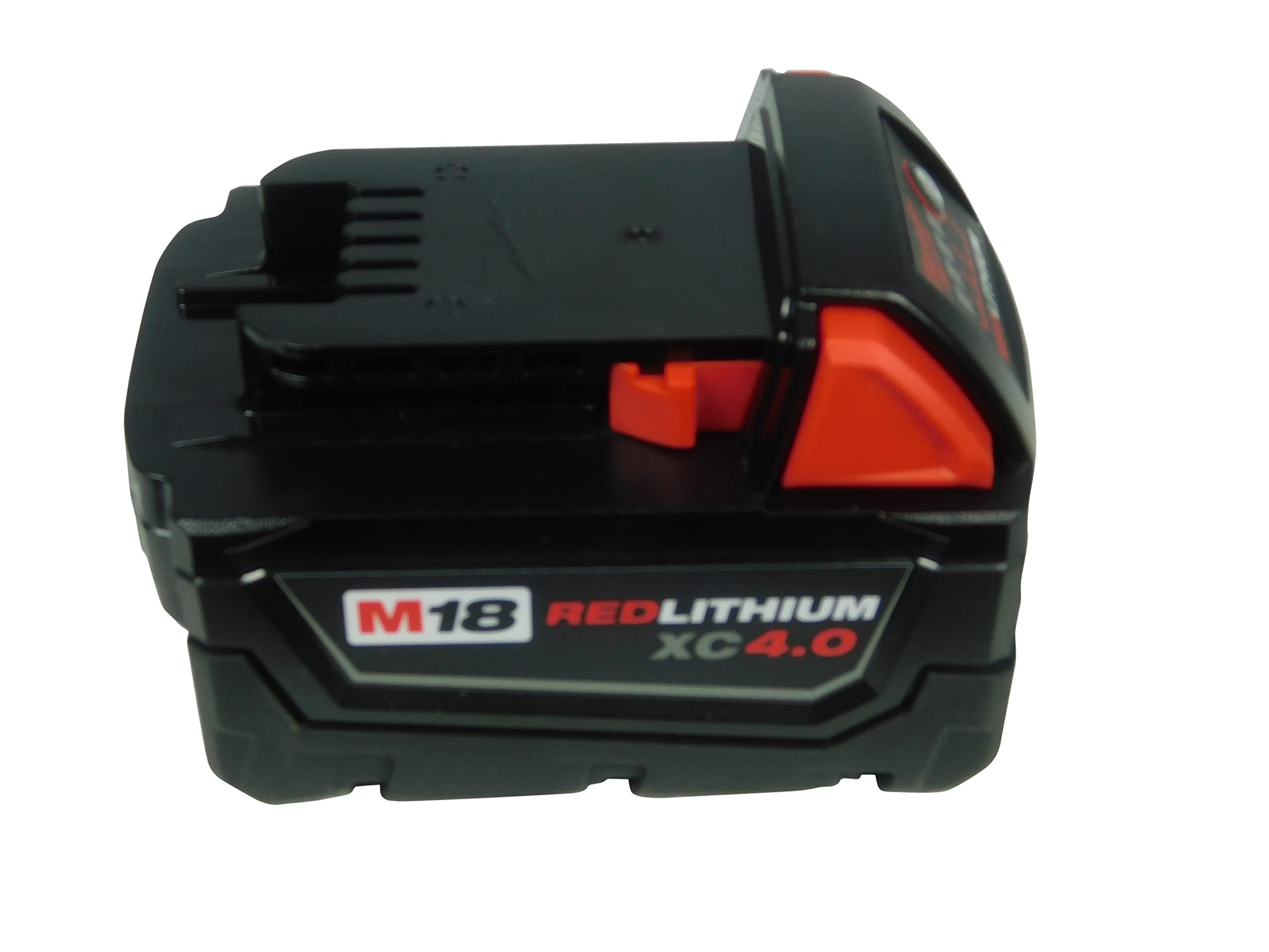 Milwaukee M18 terminales y construcción reforzada para conexión segura