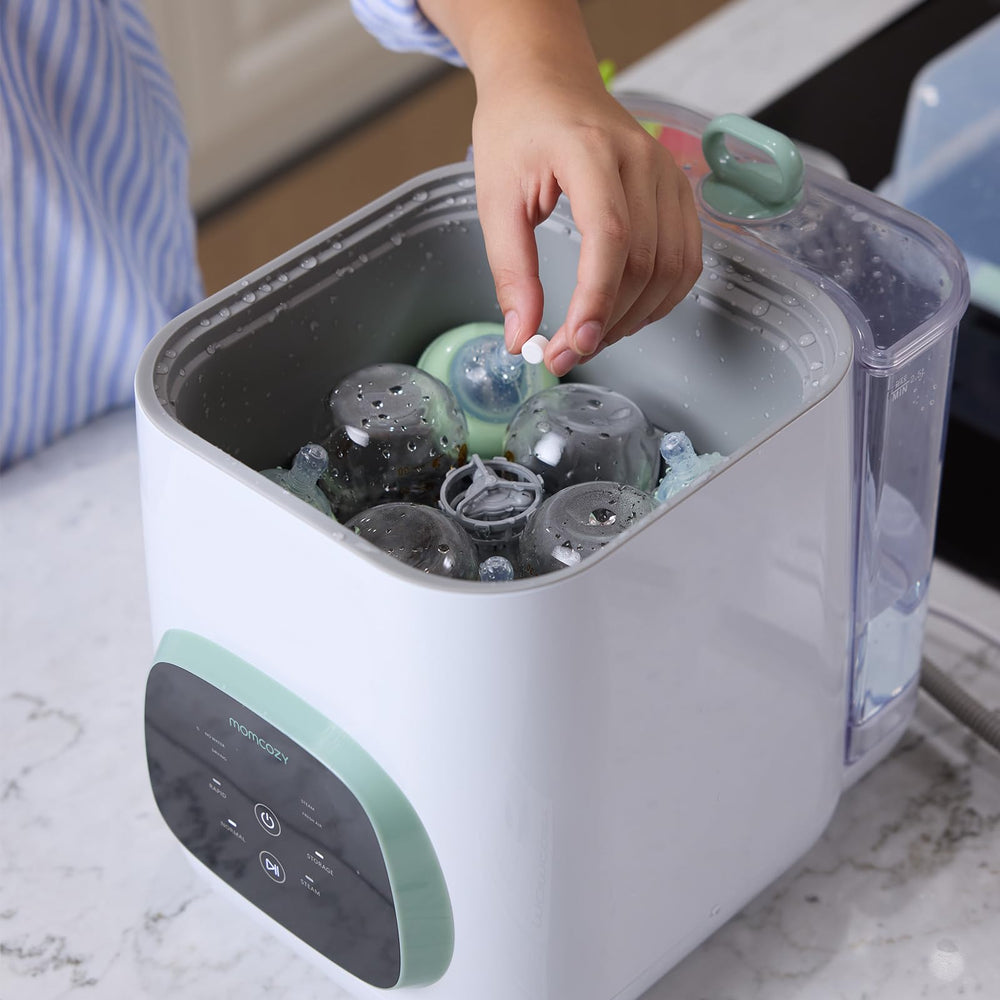 Momcozy primer plano de una tableta, textura sólida que facilita dosificación segura