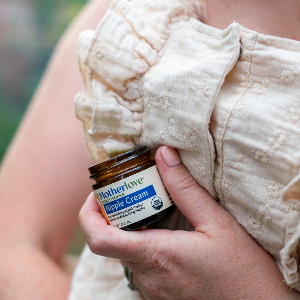 Motherlove Nipple Cream etiqueta con certificaciones orgánicas y cruelty-free