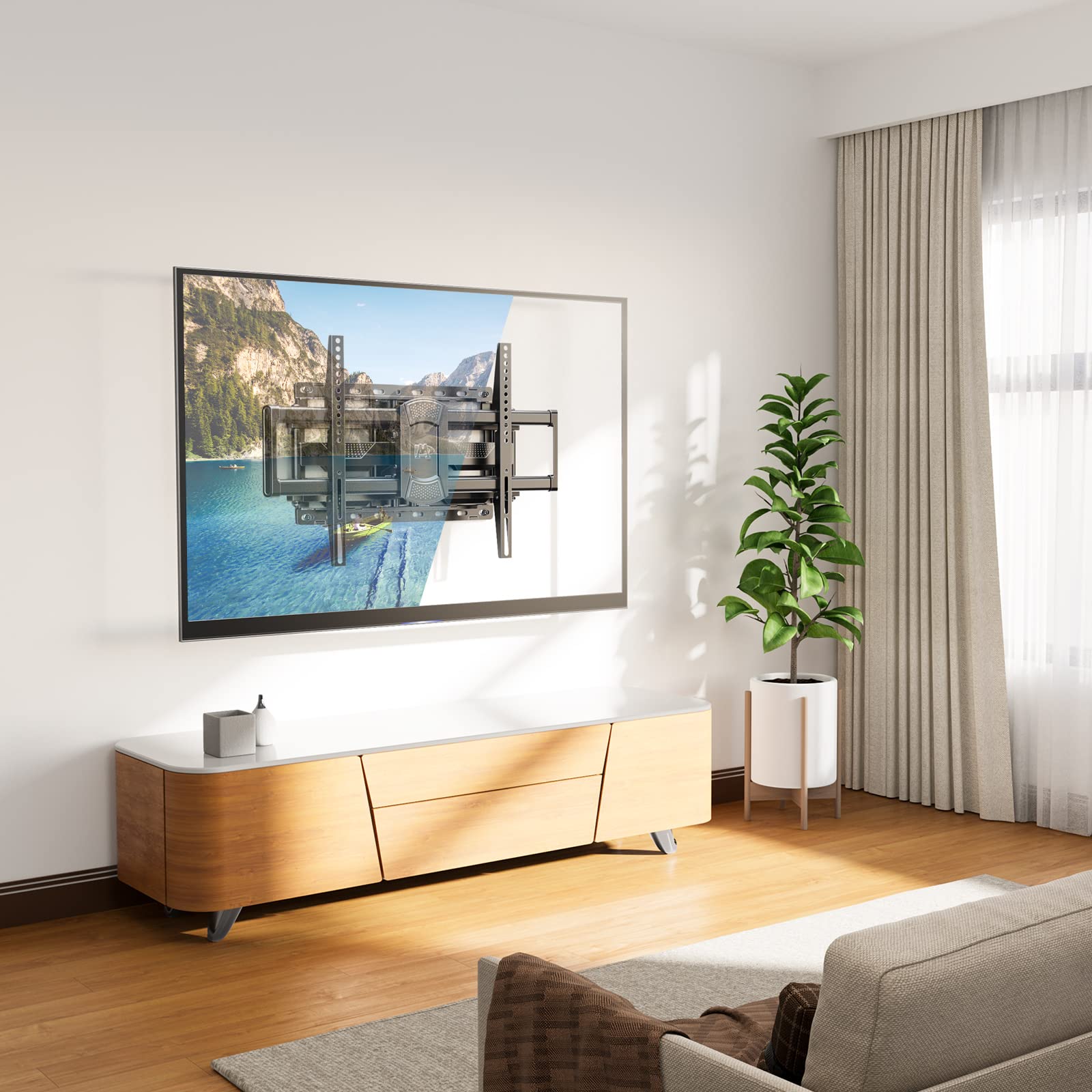 Mounting Dream comparación de tamaño con televisor mostrando escala