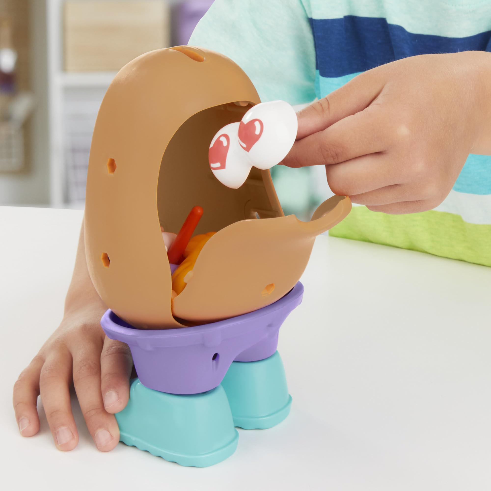 Mr. Potato Head escenario de juego infantil para inspiración y uso familiar