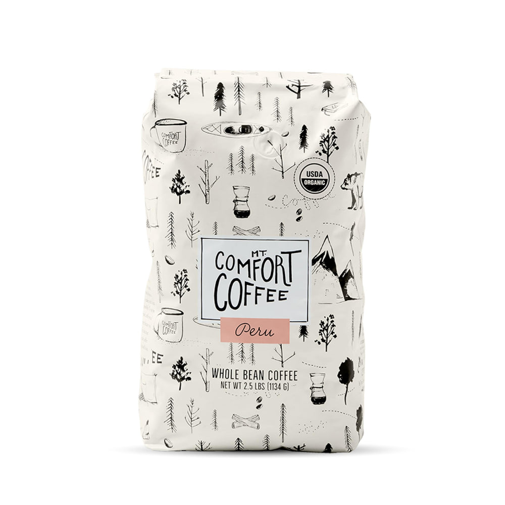 Mt. Comfort Coffee bolsa frontal mostrando etiqueta y tamaño 2.5 lb, conveniencia