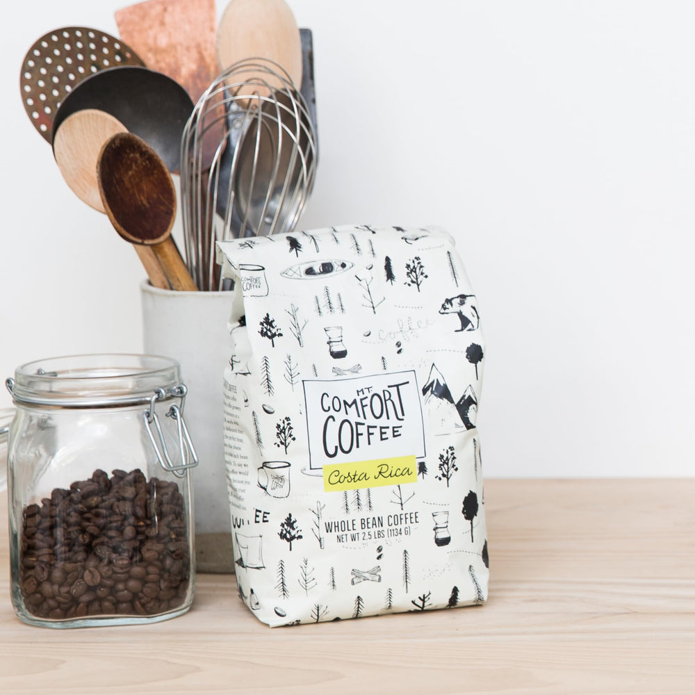 Mt. Comfort Coffee preparación pour-over que resalta aromas y claridad