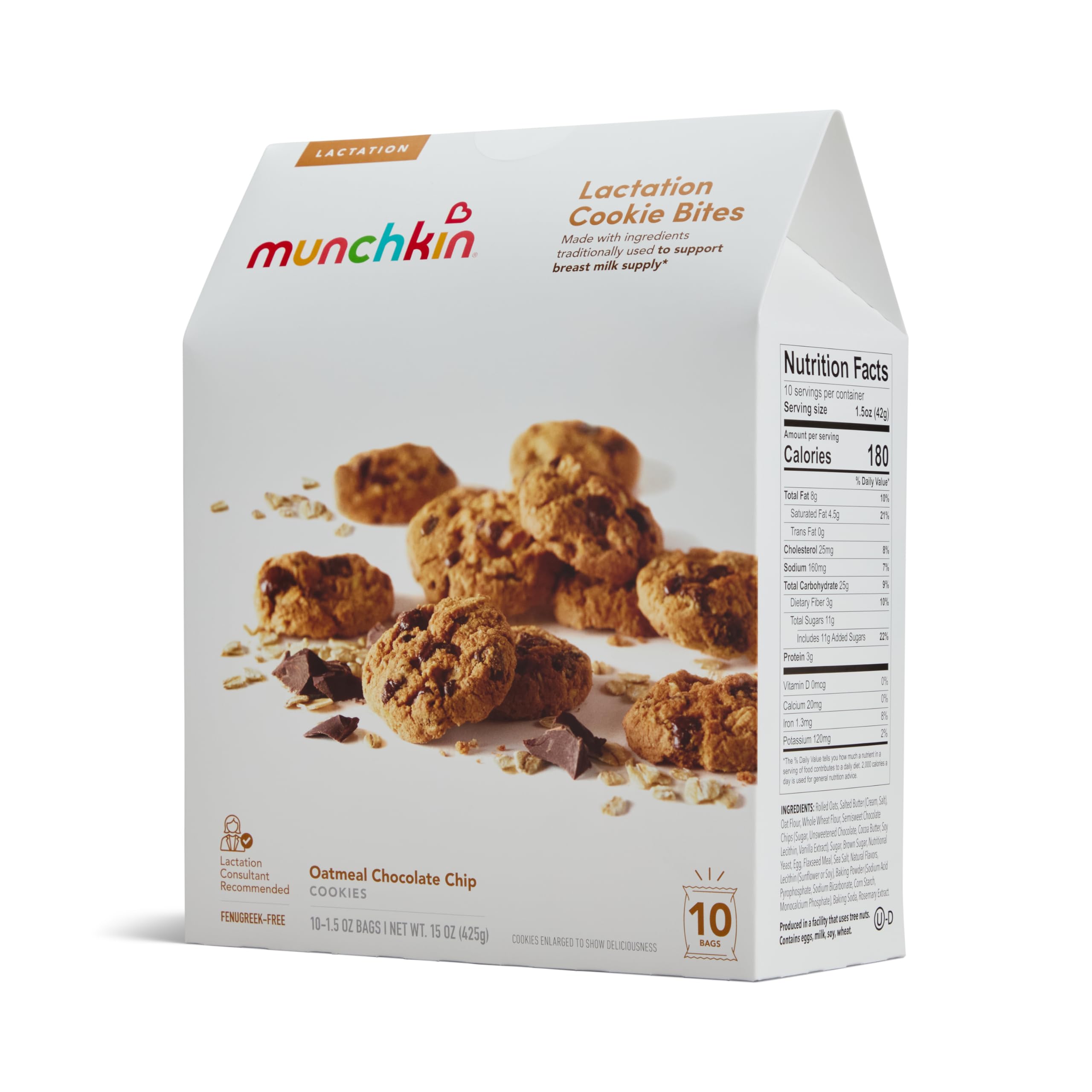 Munchkin galleta junto a mano para comparar tamaño de bocado práctico