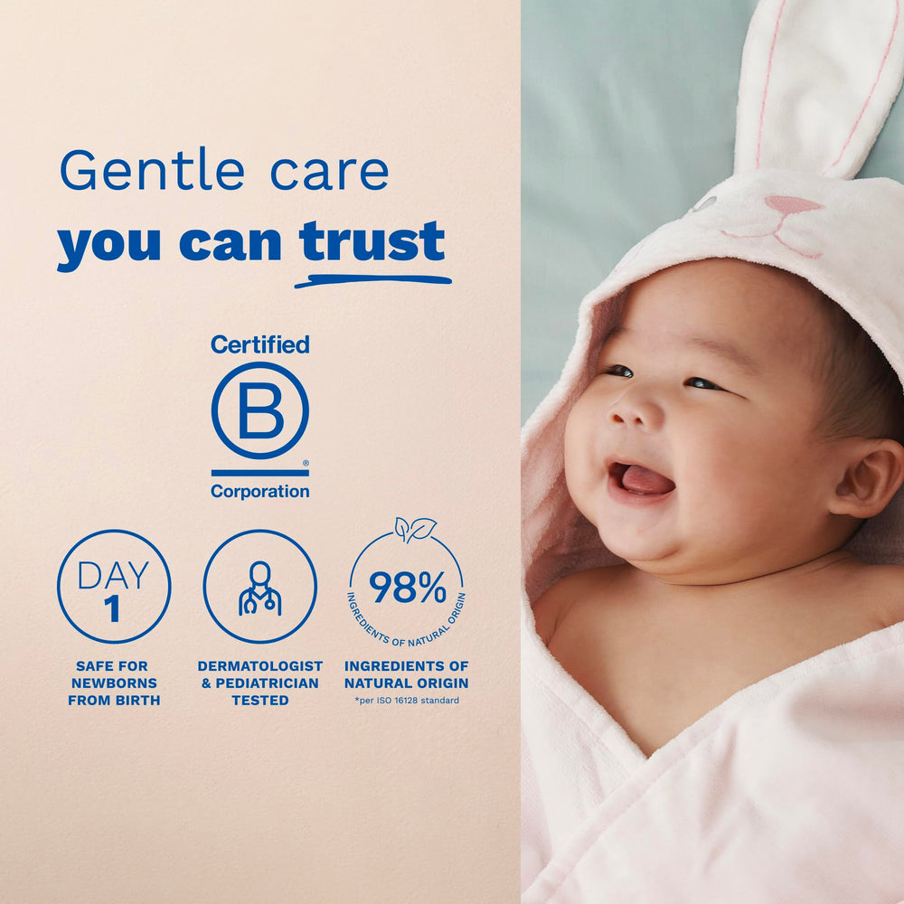 Mustela etiqueta con ingredientes clave como aguacate y aloe vera visible