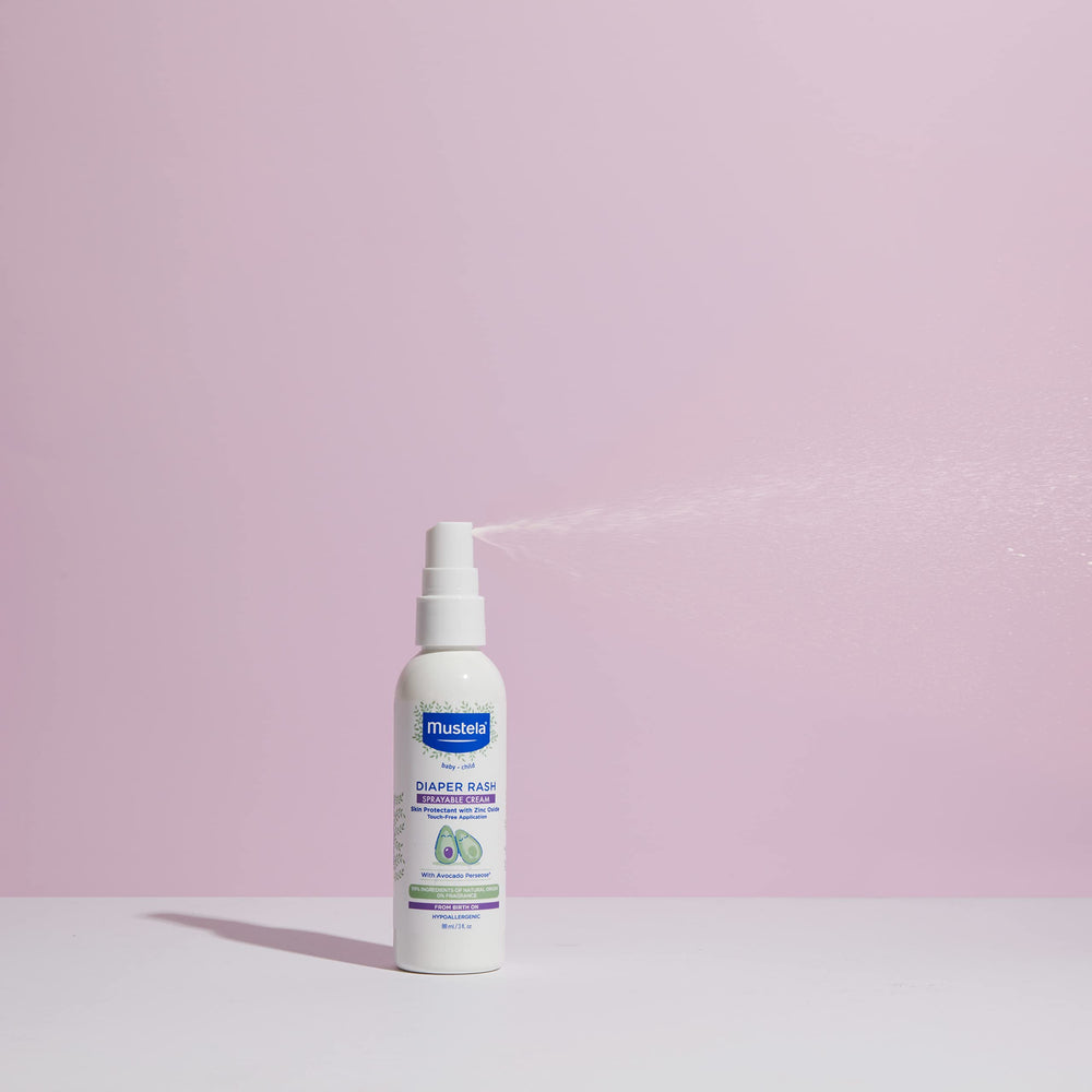 Mustela textura pulverizada en la mano para barrera protectora