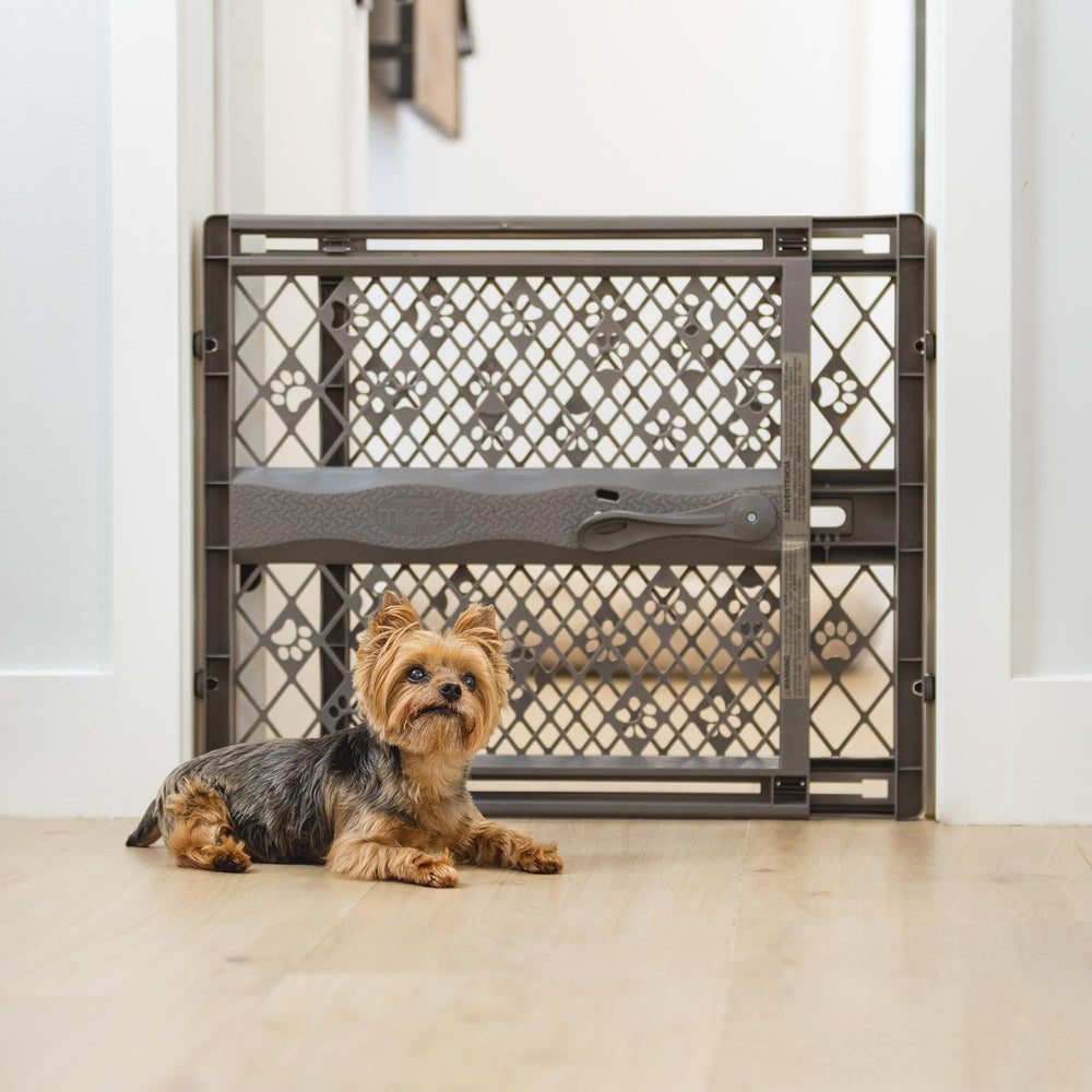 MYPET portable gate front view showing full panel and fieldstone gray finish for neat containment