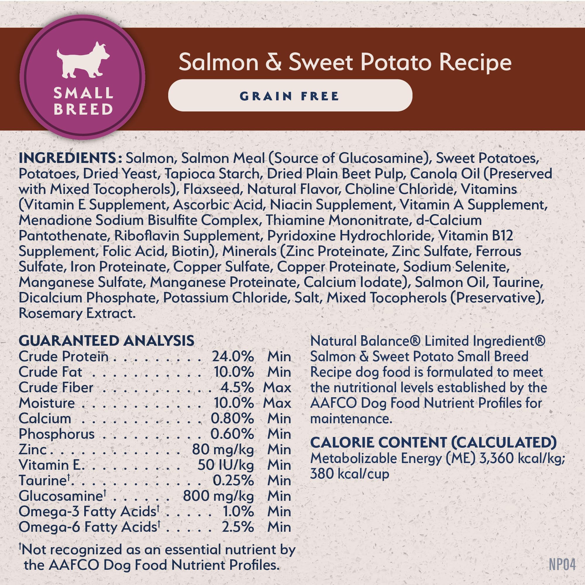 Natural Balance ambiente hogareño con perro saludable y dueño satisfecho
