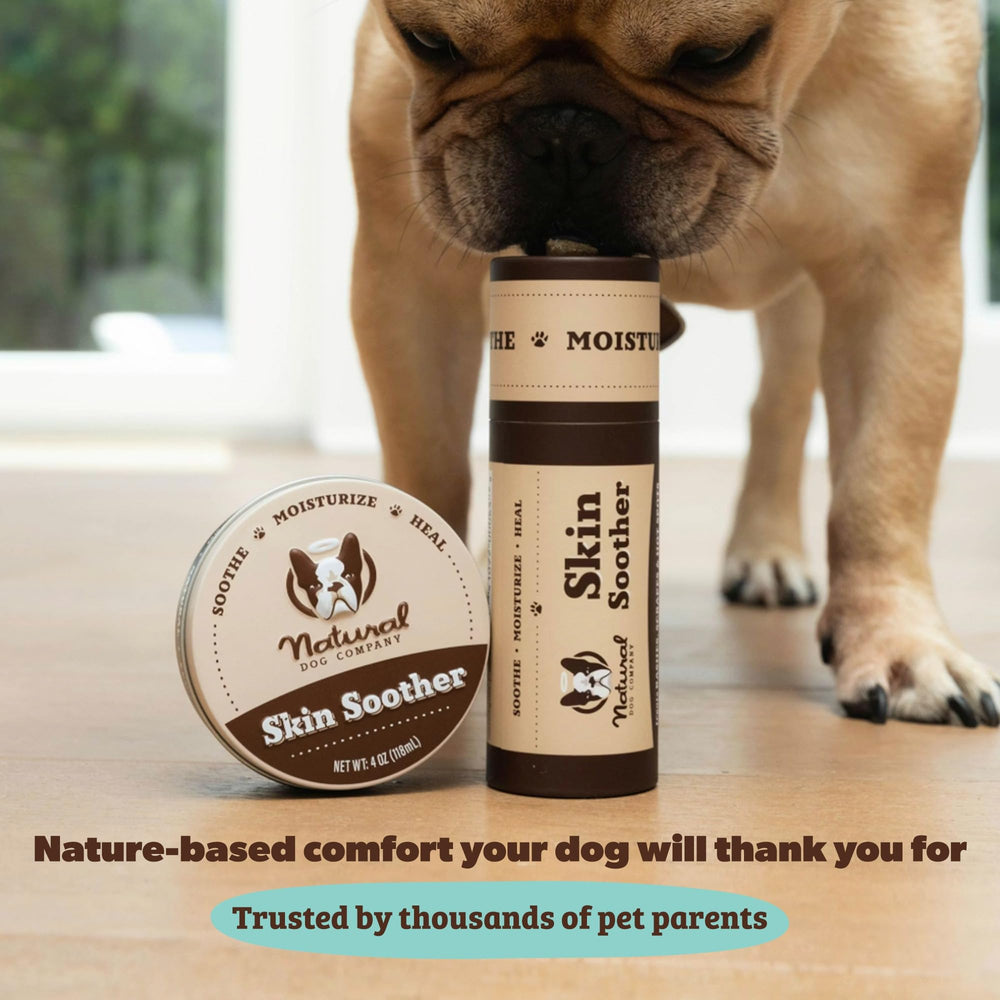 Natural Dog Company etiqueta legible que destaca ingredientes naturales