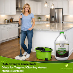 Natural Elements vinagre 30% vertiéndose en lavabo para desincrustar suciedad