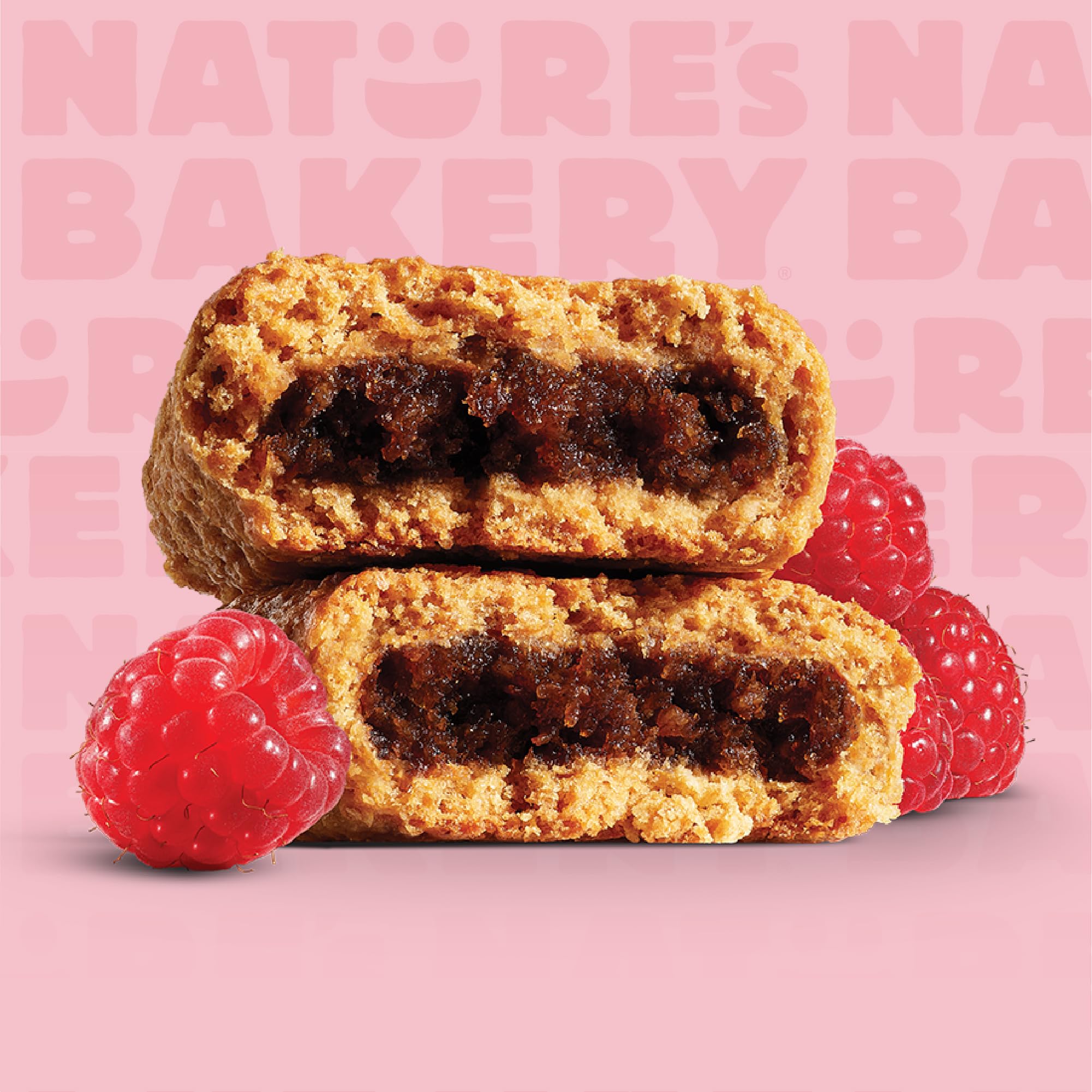 Nature's Bakery barra dentro de una mochila como snack portátil para viajes y jornadas activas
