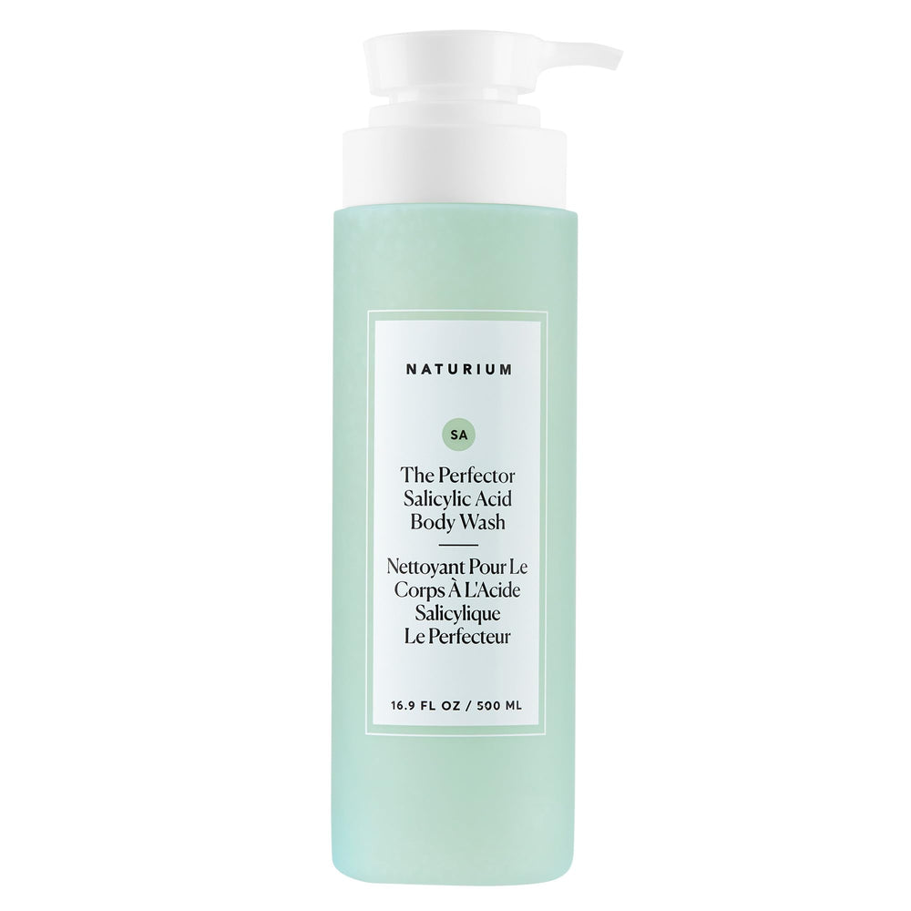 Naturium gel corporal vista frontal muestra envase y uso práctico