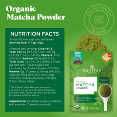 Navitas Organics preparación de latte espumoso con color vibrante