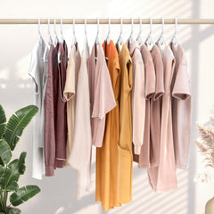NEATERIZE perchero en uso con chaqueta, evita deformar las prendas