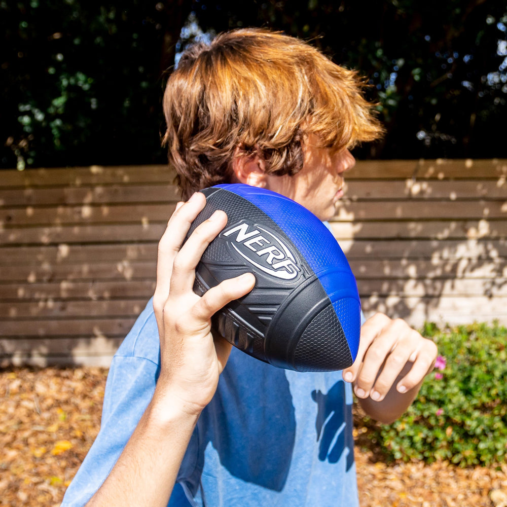 NERF superficie exterior de pelota limpia, resistente y fácil de lavar